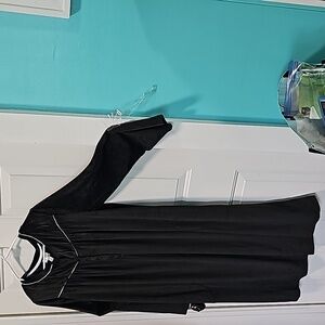 ARIA COLLECTION, night gown, Size M 8-10 very soft